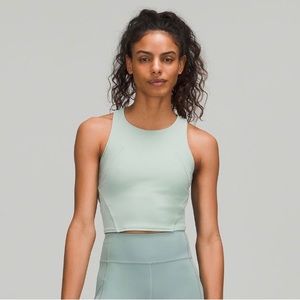 Lululemon Invigorate Training Tank Top. Size 8.